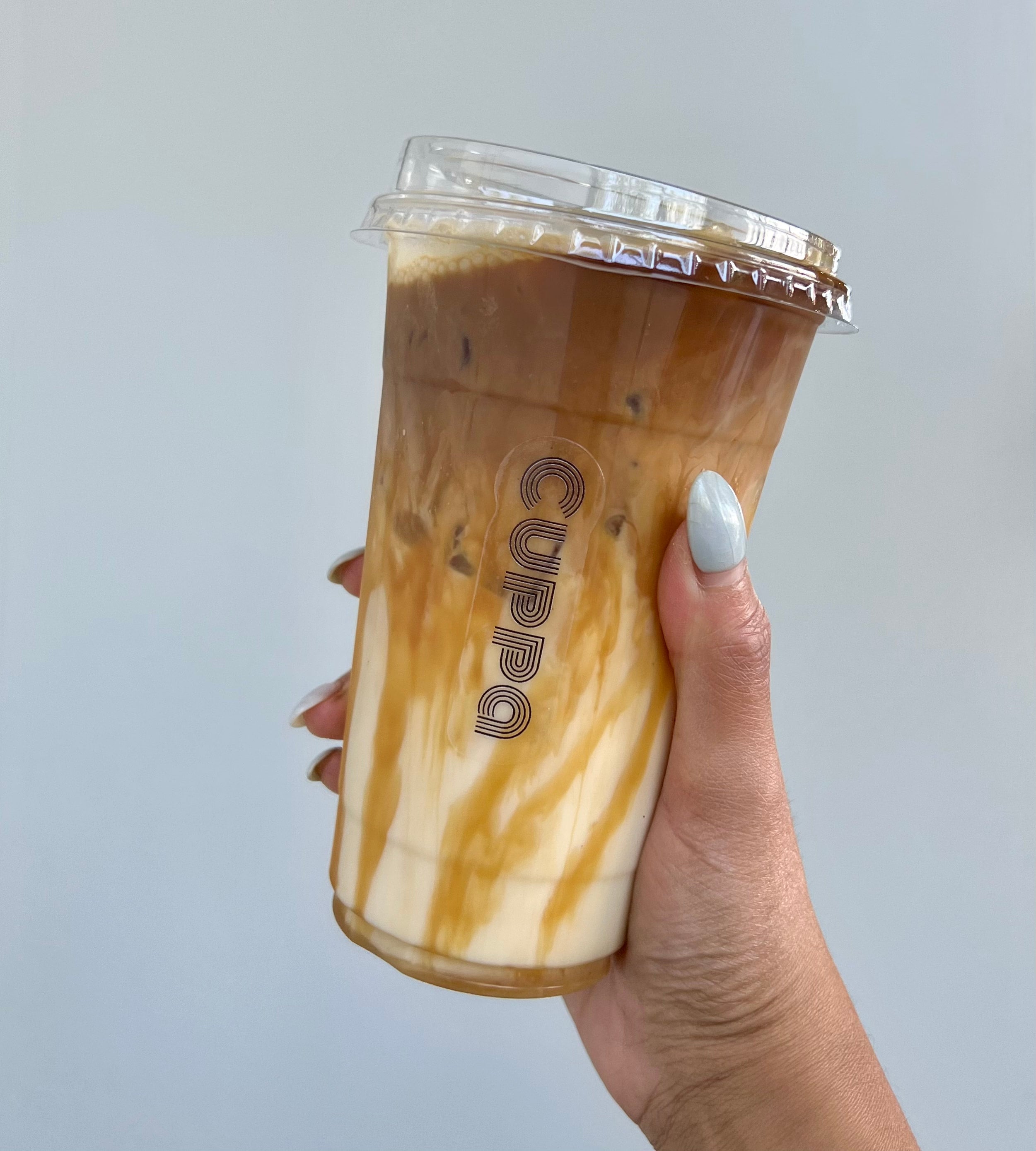 【Caramel Macchiato】 Iced Caramel Macchiato: Starbucks Coffee Company